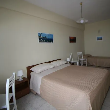 Mobiliate Di Angelo בית הארחה